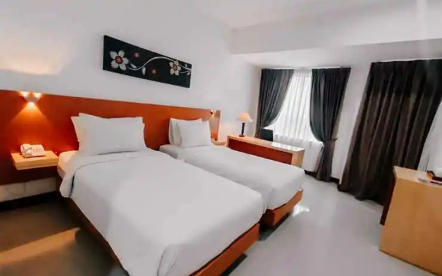 Red Cendrawasih Hotel Makassar