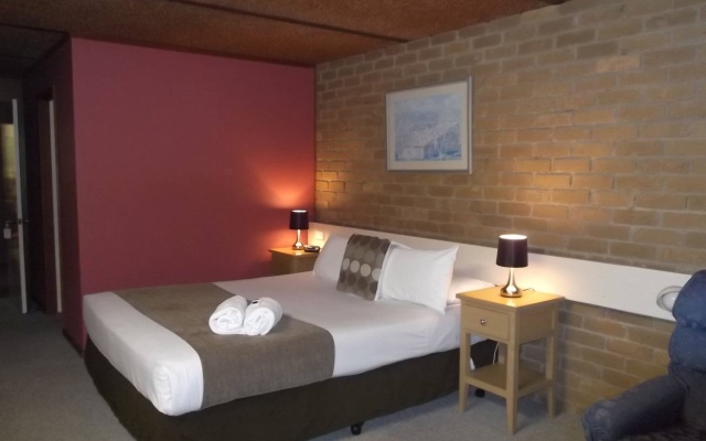 Rutherglen Motor Inn – Guest Rooms – Rutherglen
