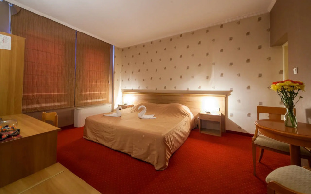 Alegro Hotel