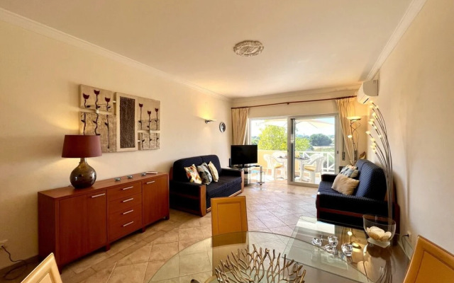 Albufeira Valley 1 With Pool by Homing