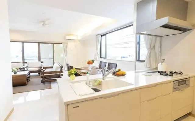 16/4 York Place Lets In The City Edinburgh