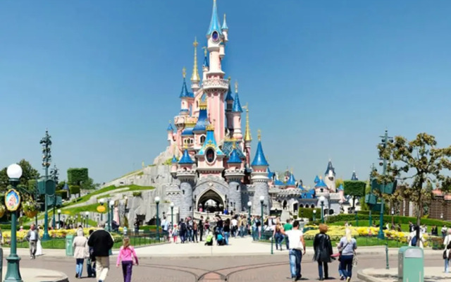 Apartment With 2 Bedrooms in Magny-le-hongre, With Wifi