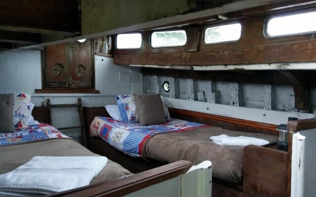 Treyhill House Bed & Breakfast, Glamping and Holiday Cottage