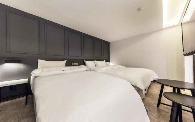 Stay Hotel