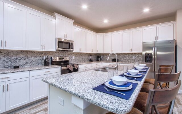 Storey Lake- 6 Bedroom Pool Home-1662ST