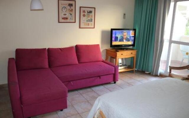 Apartment Studio Benal Beach