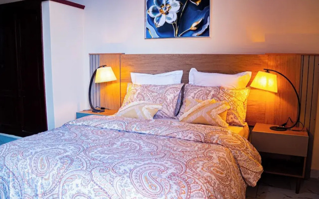 Modern Chic Apartment Yaoundé