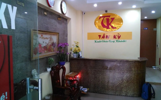 SPOT ON 818 Tan Ky Hotel