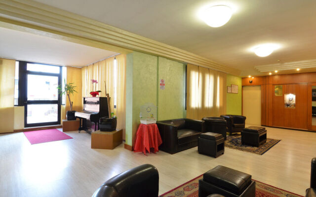 Hotel Oasi