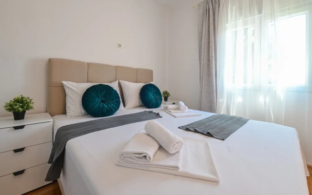 Apartments Ena