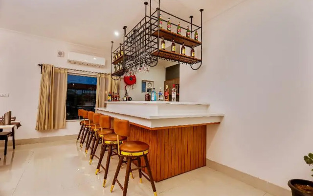 Revaas Lake View Boutique Hotel