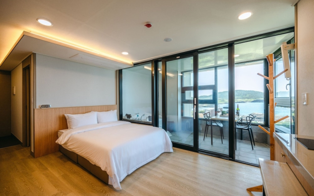 Seasaide View Pension 2