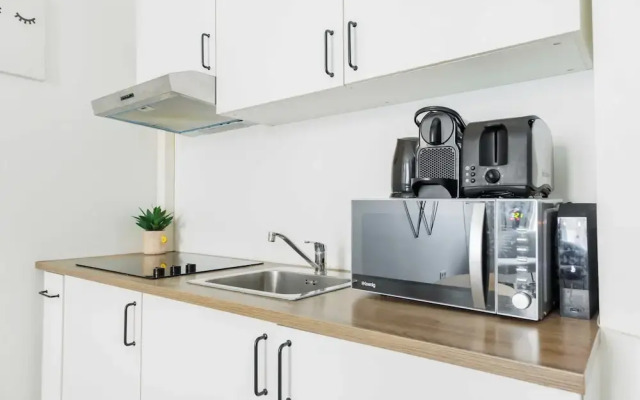 Serenity Near Saint-lazare Station