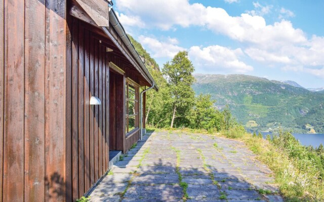 Nice Home in Røldal With 4 Bedrooms