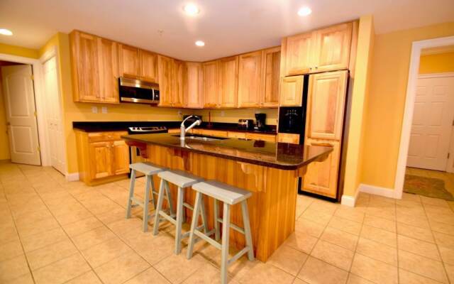 Laguna Vista 109 by RedAwning