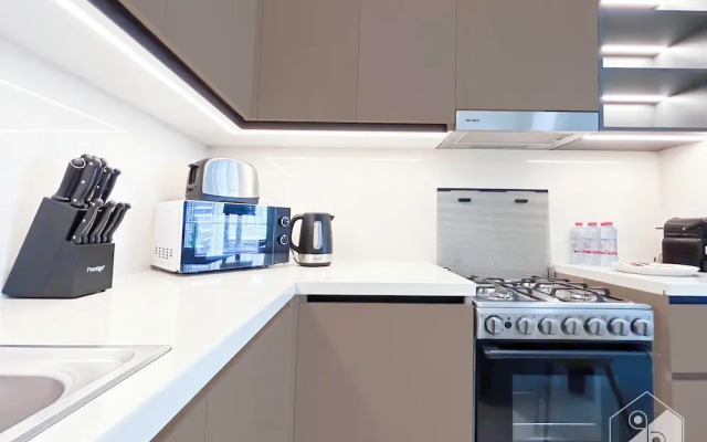 Exclusive Burj Crown 4b Balcony Burj Khalifa View