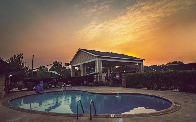 Safari Inn - Chico