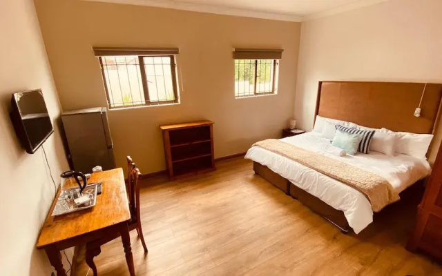 Adhara Hotel
