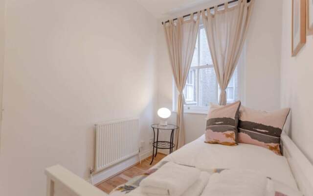 Charming Property in Clapham