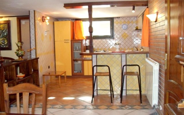 Apartment With 2 Bedrooms in San Donaci, With Wifi