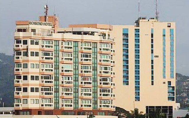 Richmond Plaza Hotel