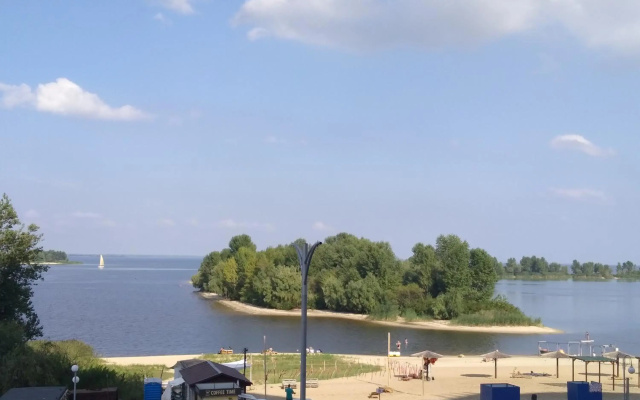 Современная квартира в новом комплексе возле Днепра