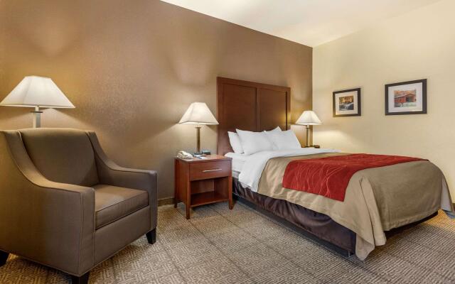 Comfort Inn Warren I-69