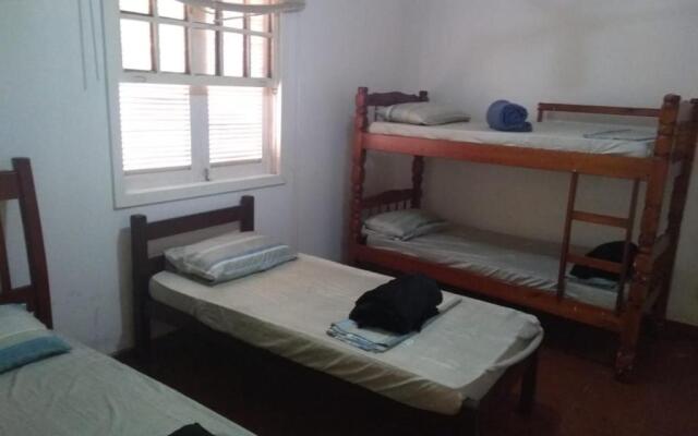 Camping & Hostel Bandeiras