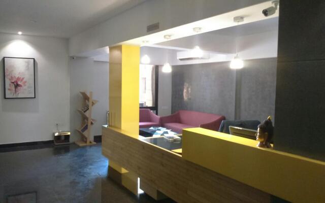 Hotel Berlin Gandhinagar