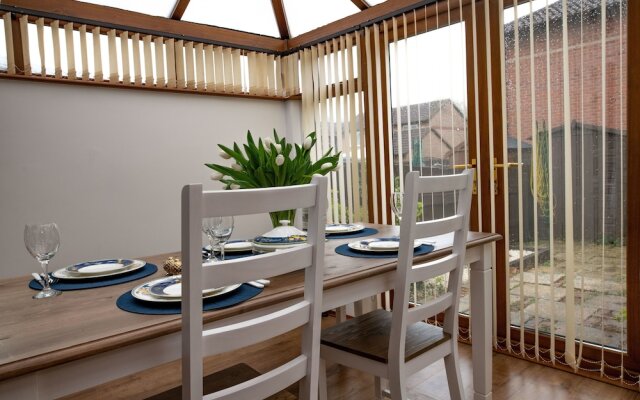 House In Bicester