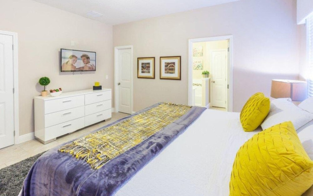 5165 Solterra House 5 Bedroom by Florida Star