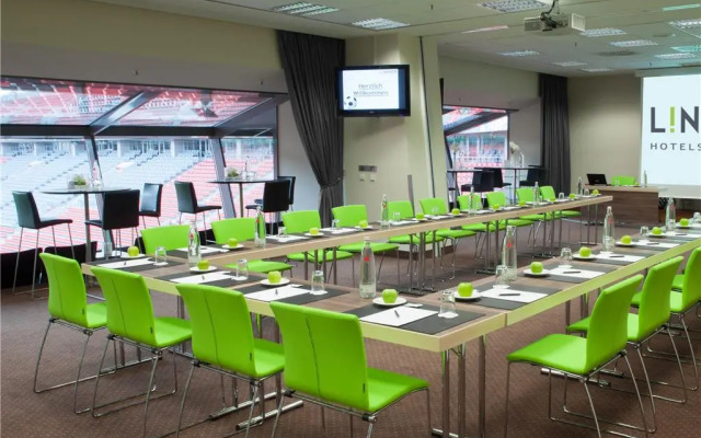 Lindner Hotel Leverkusen Bayarena, part of JdV by Hyatt