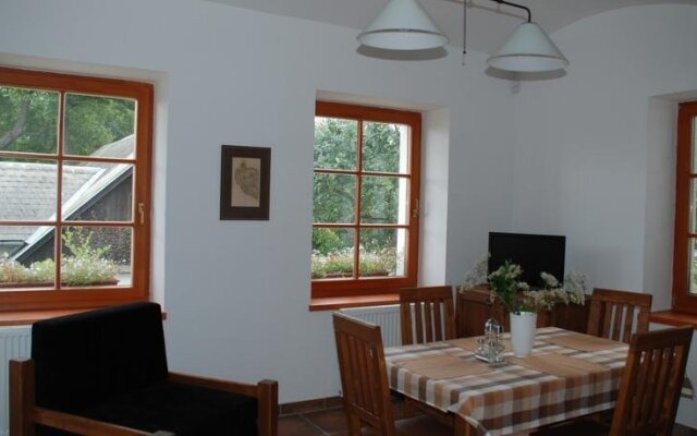 Pension Holetín
