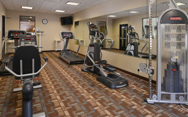 Holiday Inn Express & Suites Bridgeport by IHG