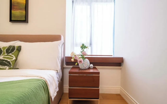 Tyms Spacious 2BR 1BA Apt Xuhui Metro