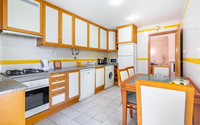 Vilamoura Family Apartment