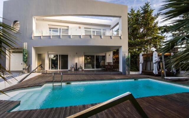Villa BOND with private swimming Pool - 3m deep