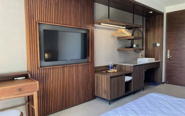 Field Villa