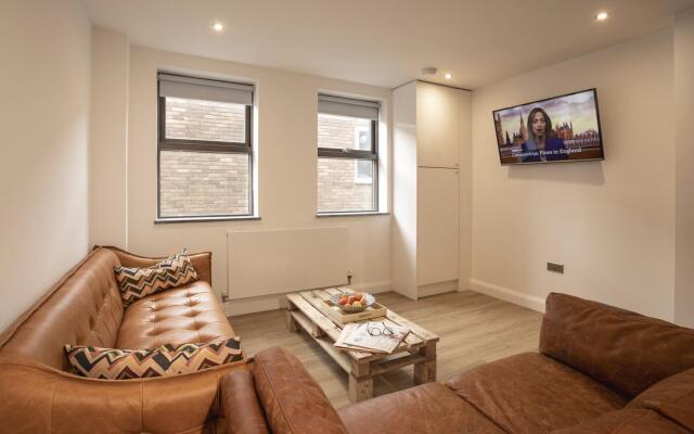 WS Flat 1 in Swindon