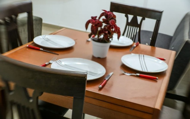 Beautiful Ground Floor Apt. Near Red Sea