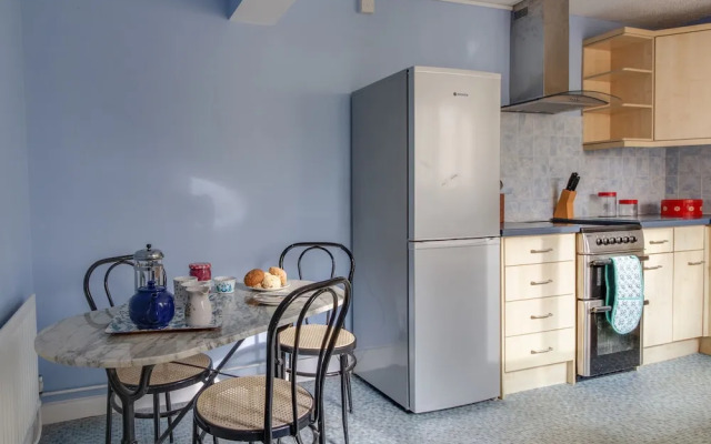 Watersmeet Apartment