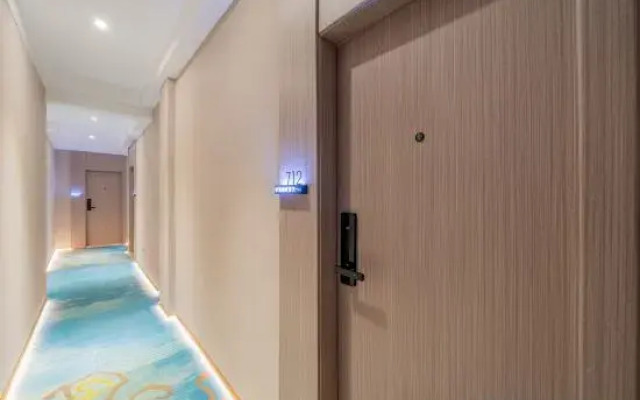 Yaris Hotel (Dahua County Government Hongshuihe Branch)