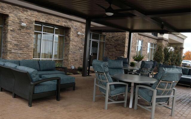 Hampton Inn Searcy