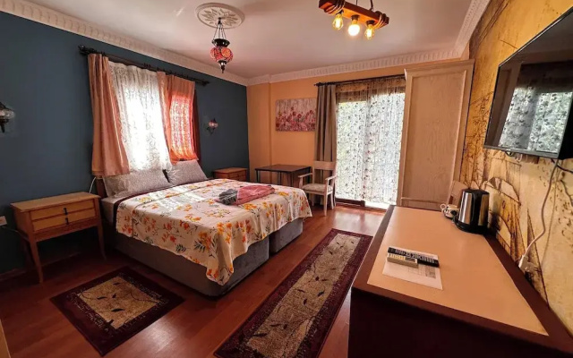 Efes Linden House