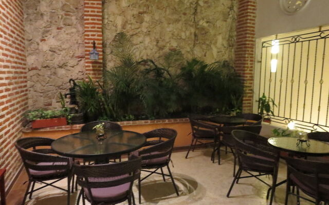 Hotel Portal de San Diego by HMC