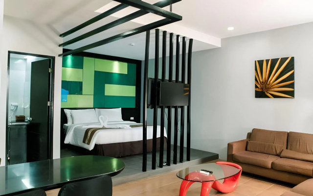 Sun City Suites
