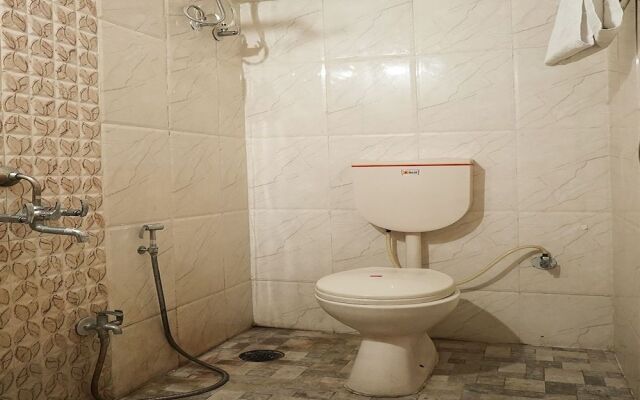 OYO 12501 Hotel Krishna Palace