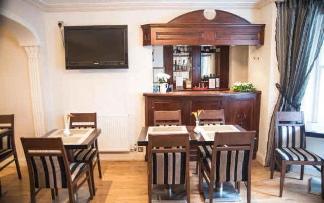 London Lodge Hotel