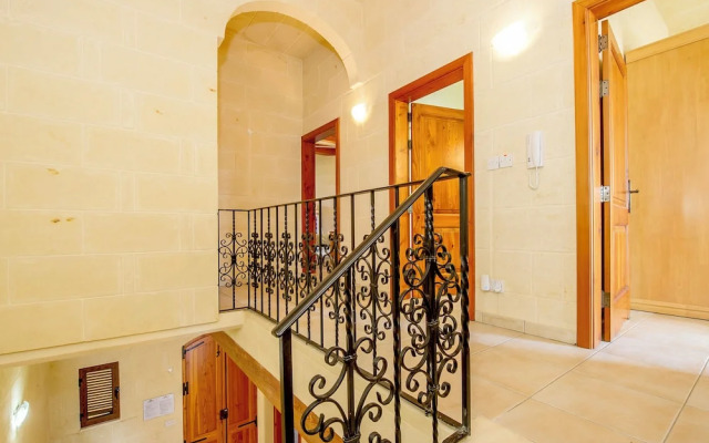 Ta'sandrija Pool And Well-being In Gozo
