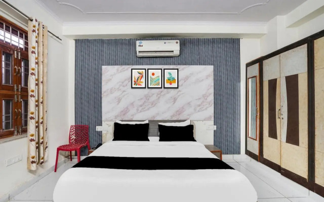 OYO 26462 Hotel Yatrik